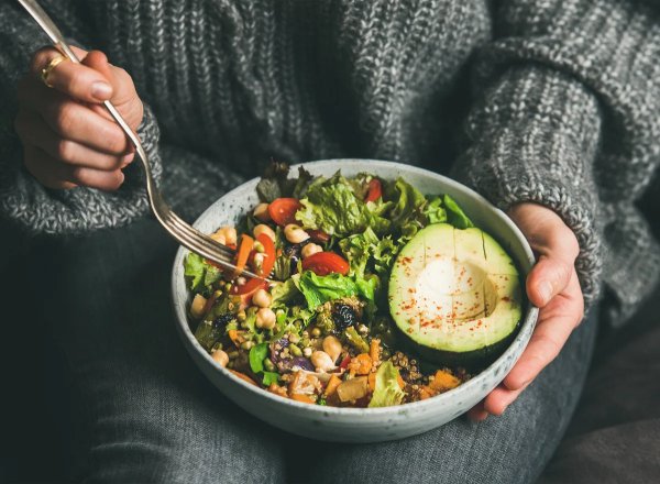 5 Bad Eating Habits If You Have High Blood Pressure, According to Dietitians